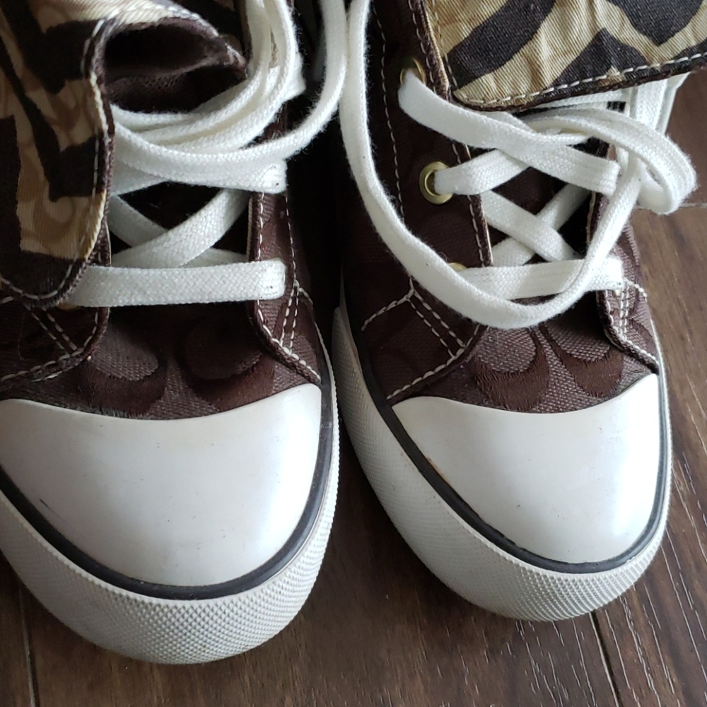 Coach Hi Tops - Picture 5 of 5